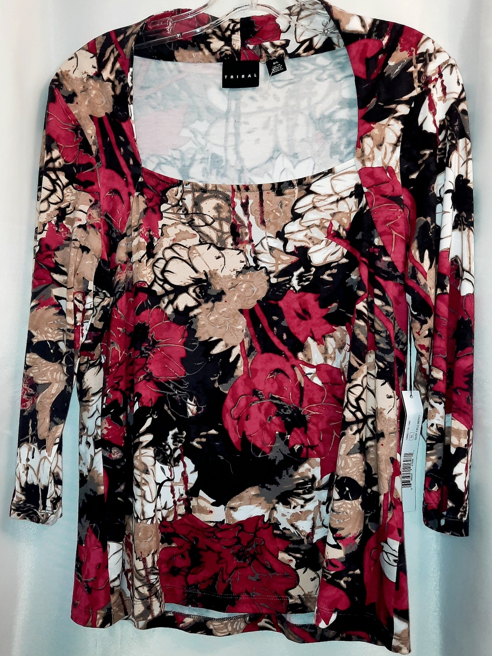 Tribal Floral Scoop Neck Long-Sleeve Black, Red & Beige Top Womens LG (NWT)
